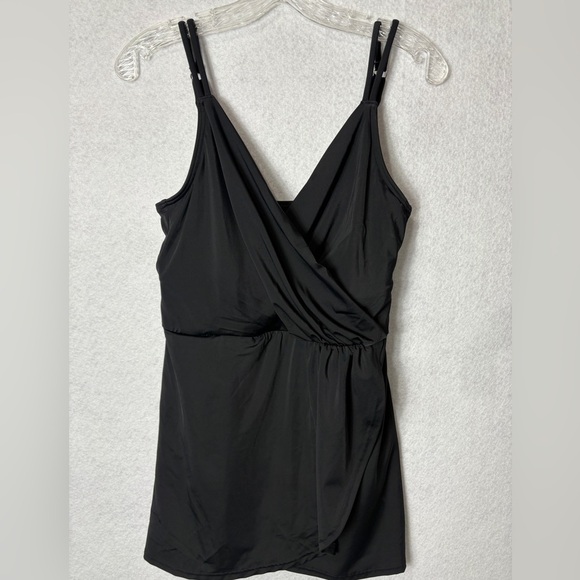 Land’s End Black One Piece Swimsuit Size M 10-12 - Picture 1 of 2